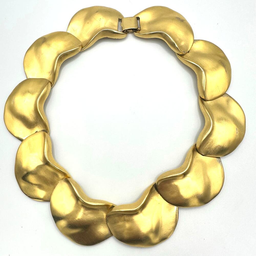 1980s vintage gold tone chunky bean links chain statement runway necklace